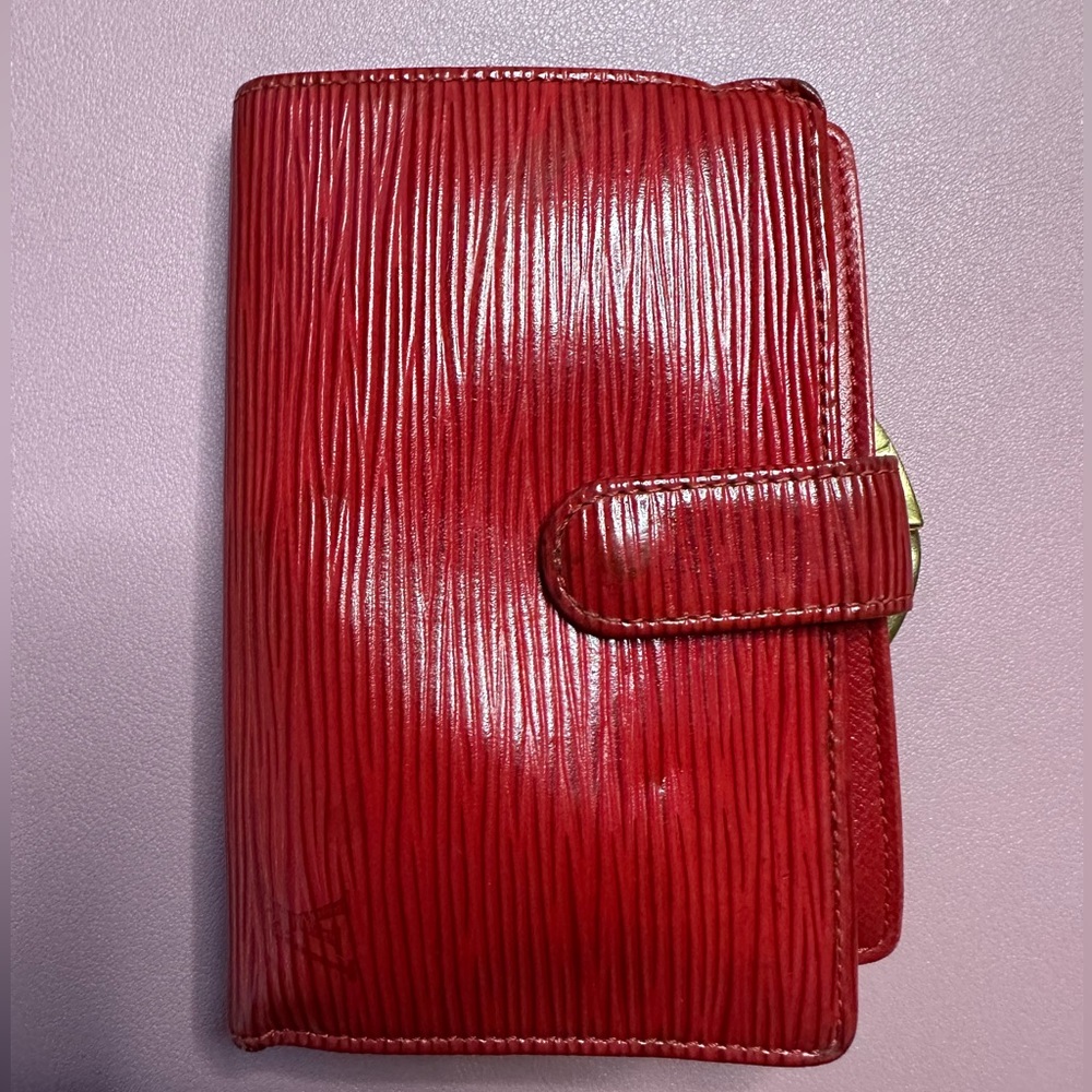 LV Red Epi Leather Kisslock Wallet